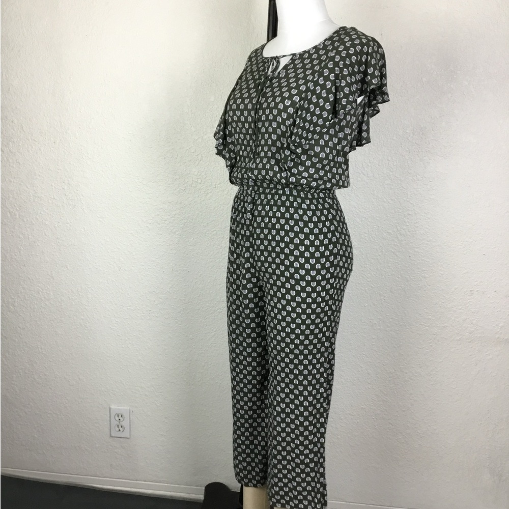 Stylish Gray Jumpsuit Anna Jumpsuits Size S Green Geometric Capris Wide Leg